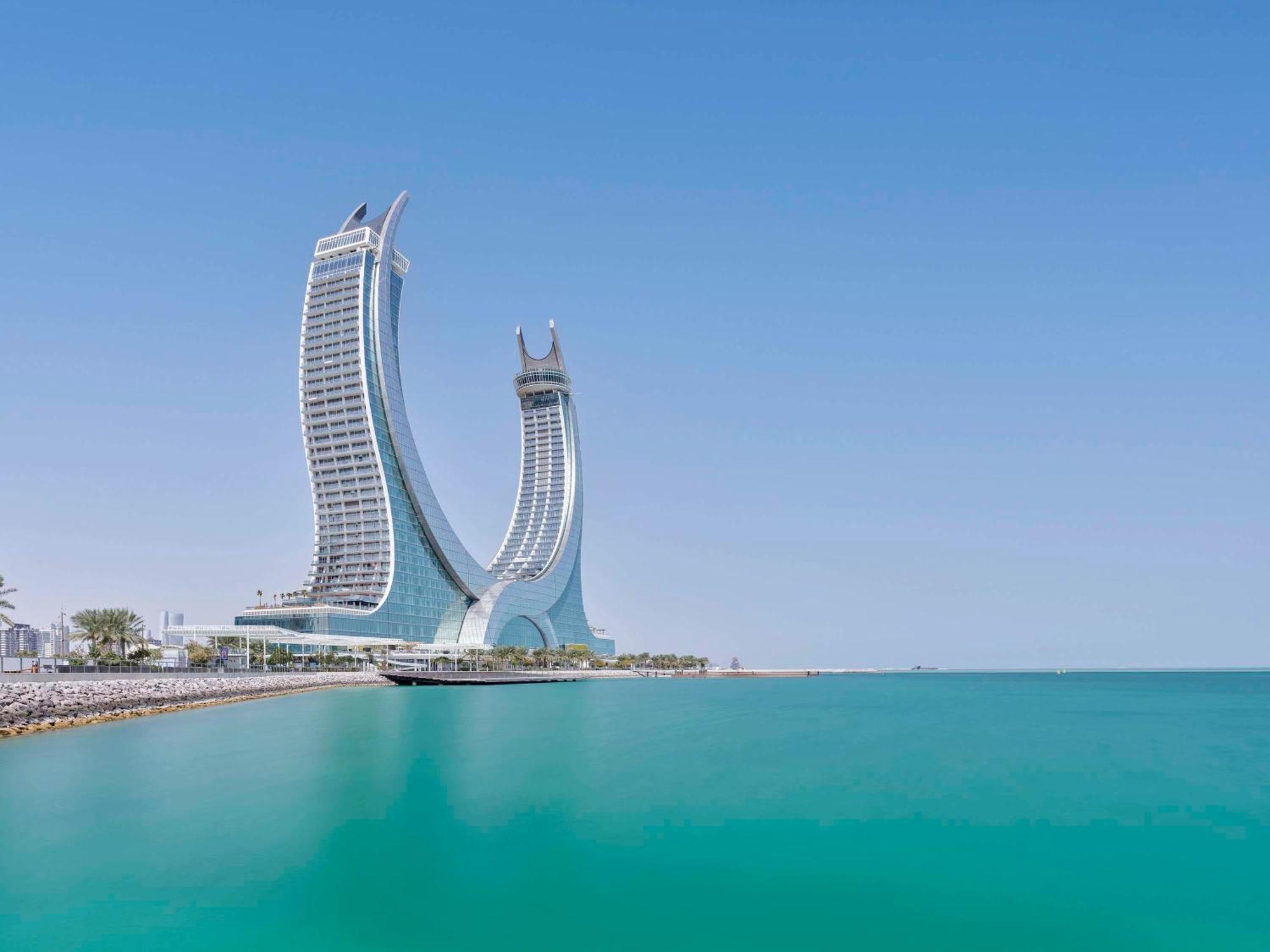 Fairmont Doha Otel Lusail Dış mekan fotoğraf The Jumeirah Royal Towers